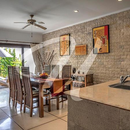 Vila Ultima Bali Seminyak  Luaran gambar